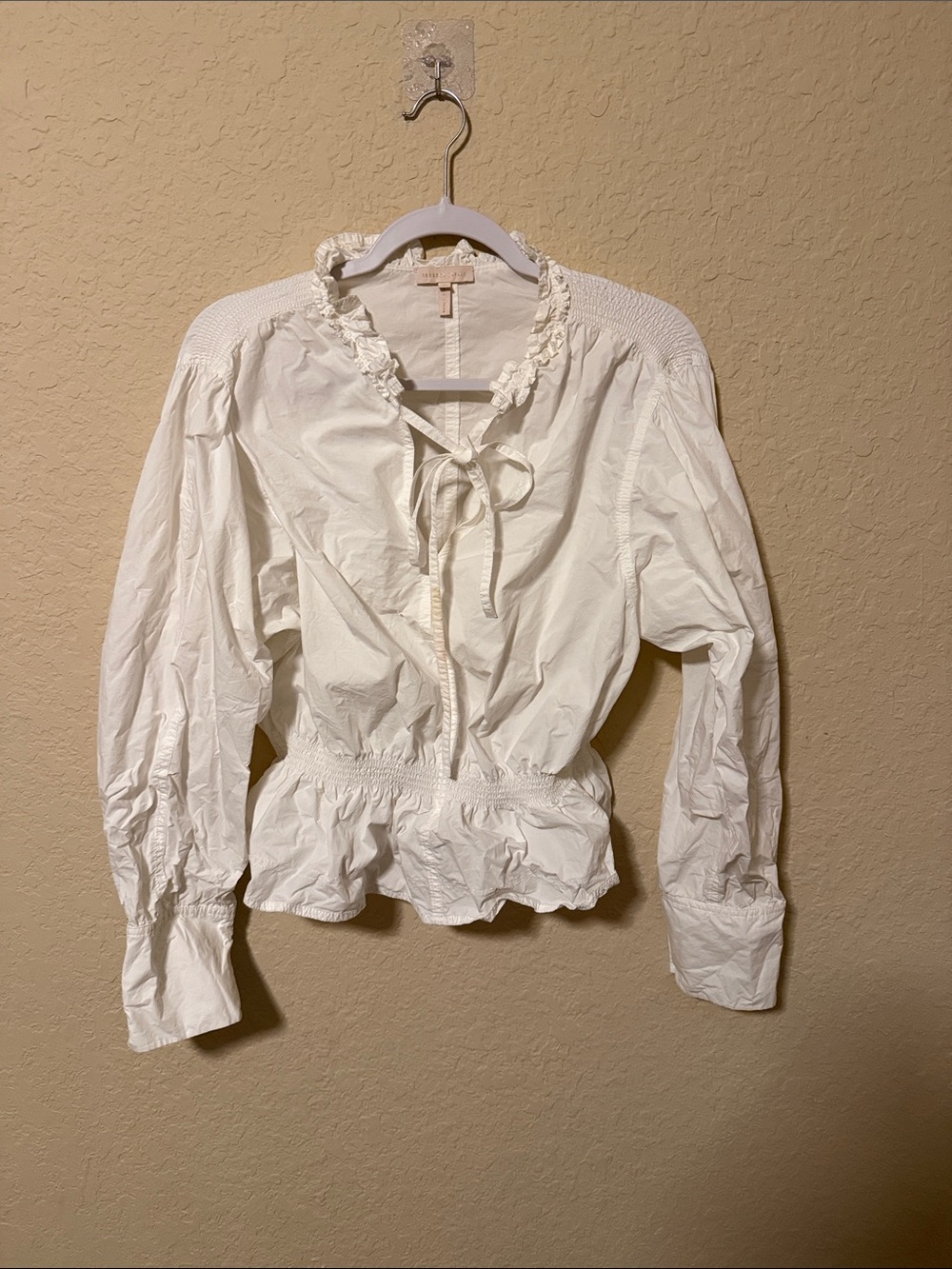 Women's White Ruffled Tie-Neck Blouse xl